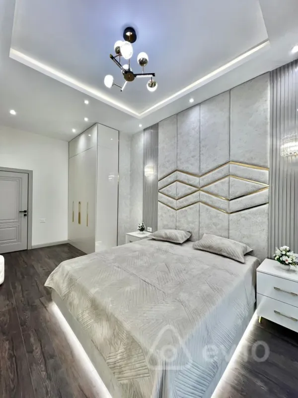 Kirayə verilir 2 otaqlı yeni tikili 75 m²