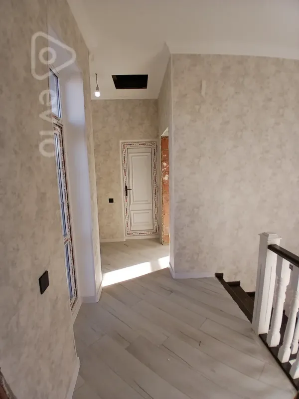 Satılır 4 otaqlı həyət evi 100 m²