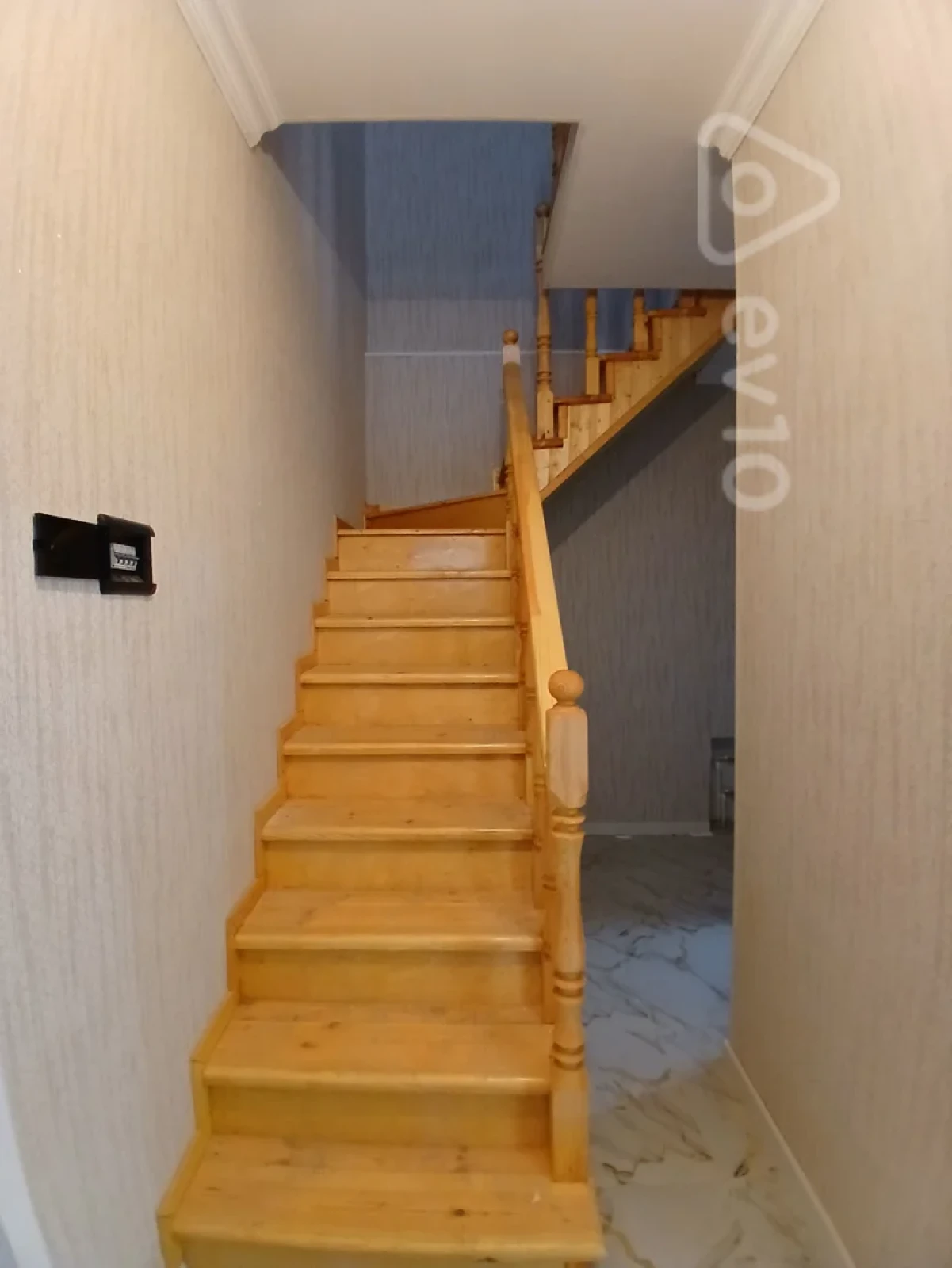 Satılır 4 otaqlı həyət evi 100 m²