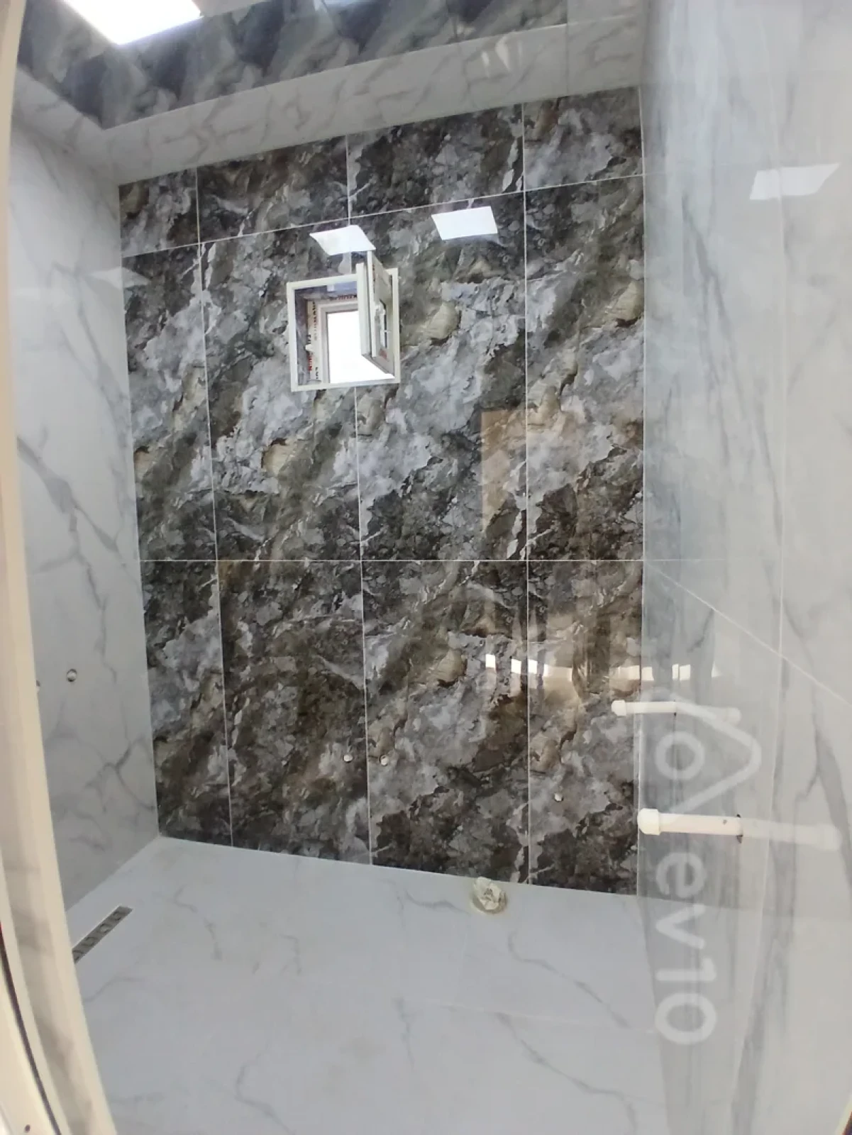 Satılır 4 otaqlı həyət evi 100 m²