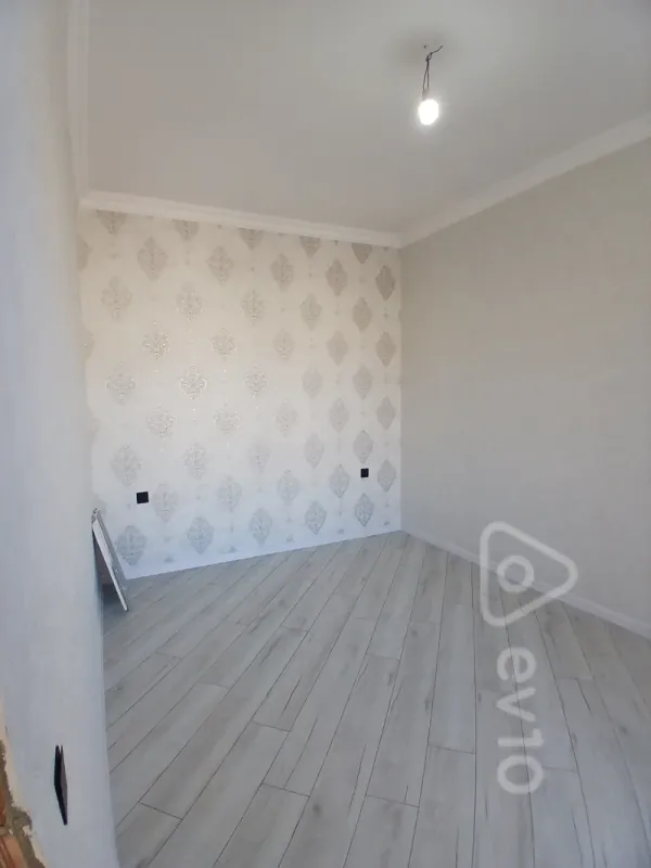 Satılır 4 otaqlı həyət evi 100 m²