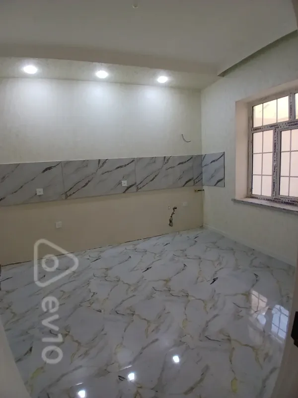 Satılır 4 otaqlı həyət evi 100 m²