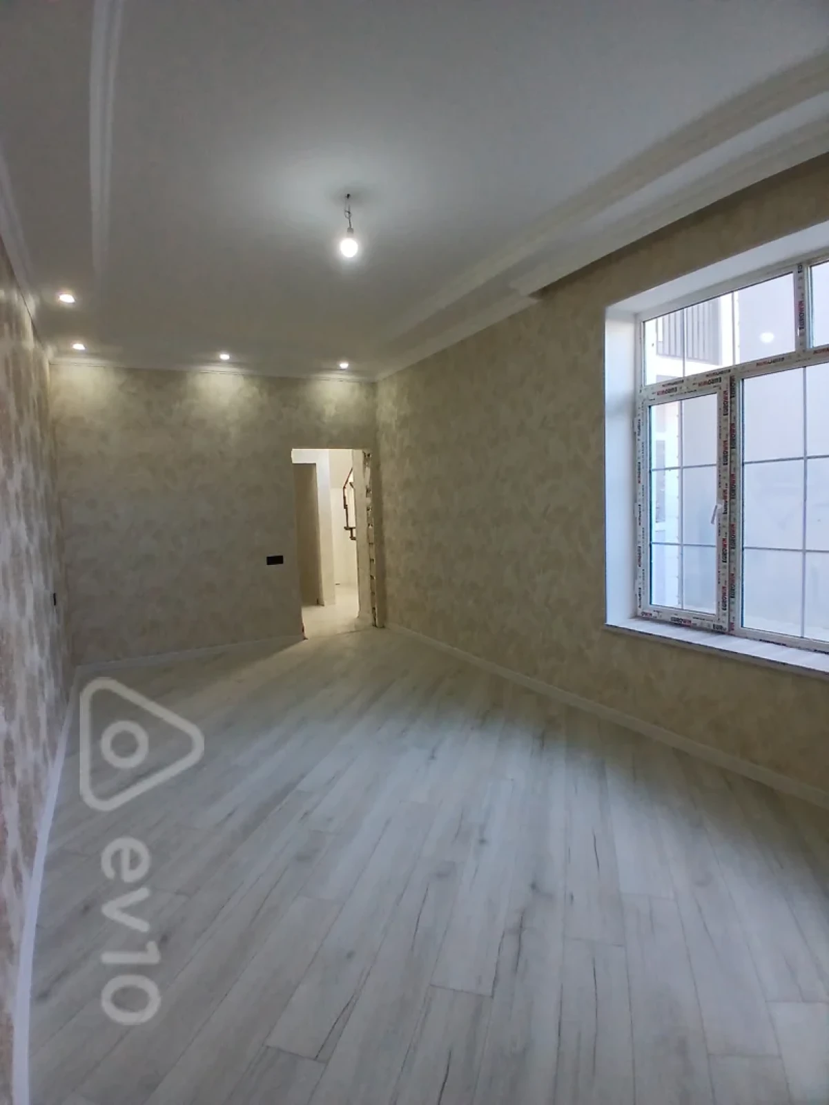 Satılır 4 otaqlı həyət evi 100 m²