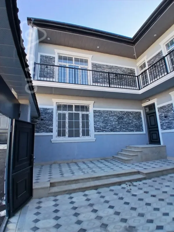 Satılır 5 otaqlı həyət evi 190 m²