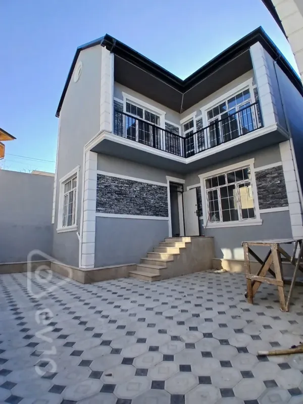 Satılır 5 otaqlı həyət evi 190 m²