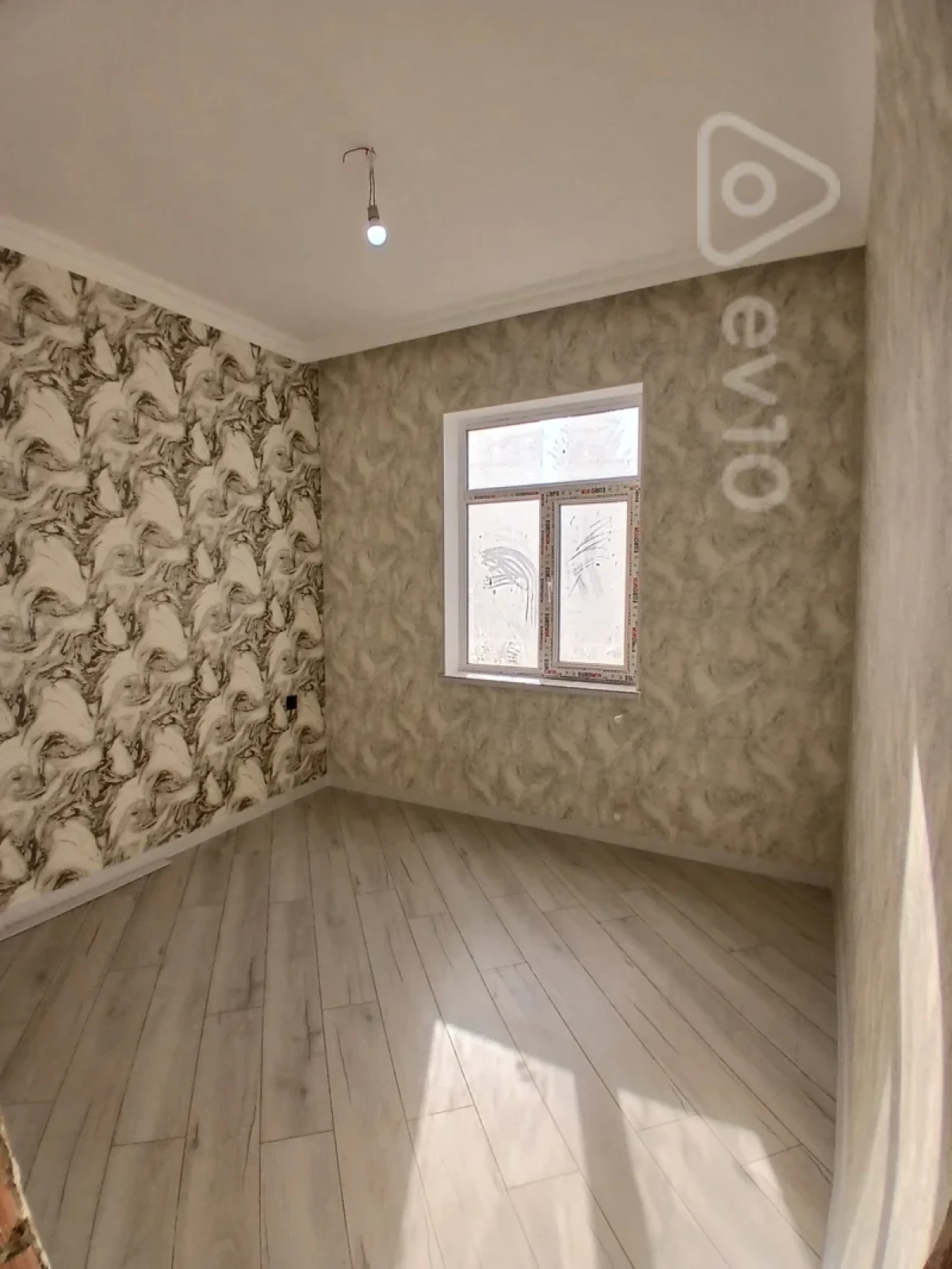 Satılır 5 otaqlı həyət evi 190 m²