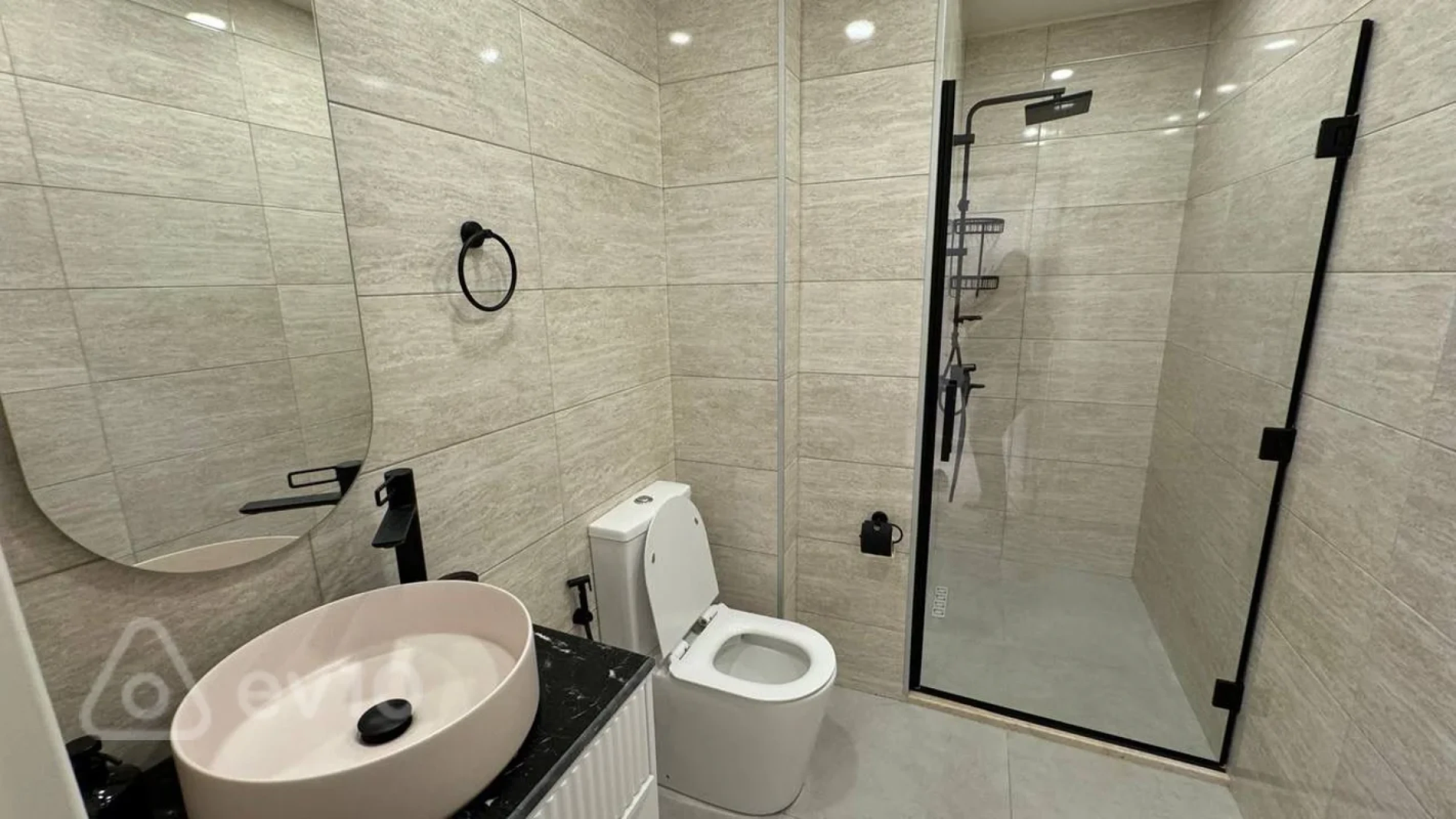 Kirayə verilir 2 otaqlı yeni tikili 90 m²