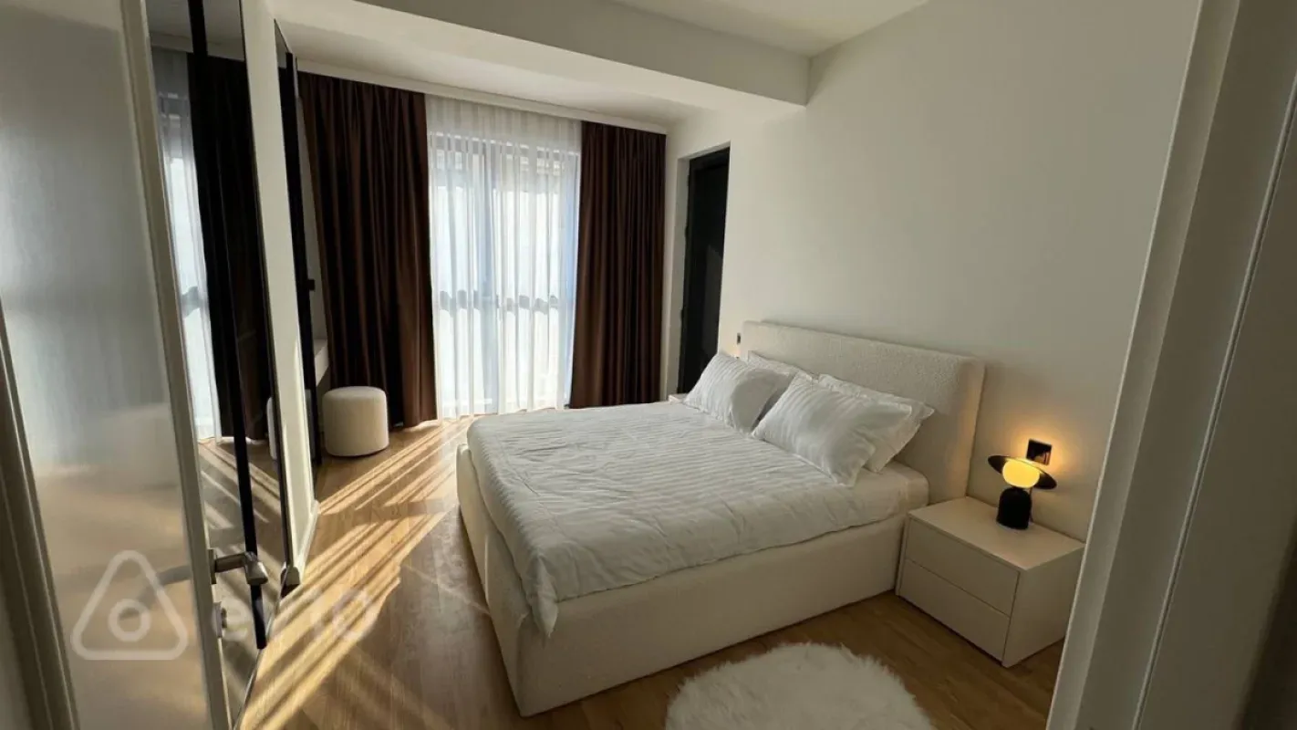 Kirayə verilir 2 otaqlı yeni tikili 90 m²