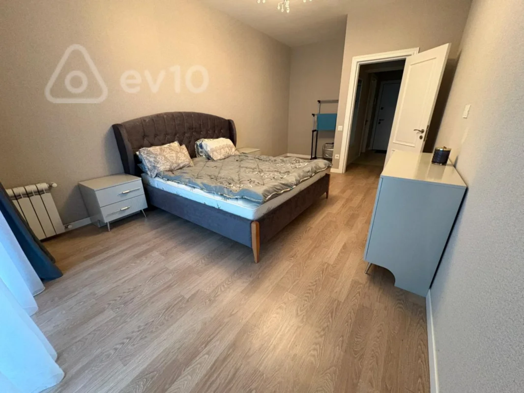 Kirayə verilir 2 otaqlı yeni tikili 70 m²