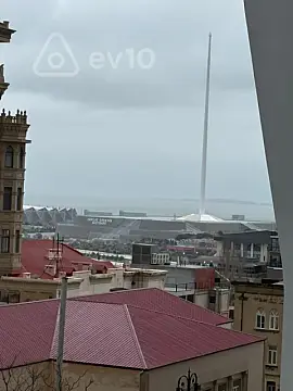 Kirayə verilir 2 otaqlı yeni tikili 70 m²