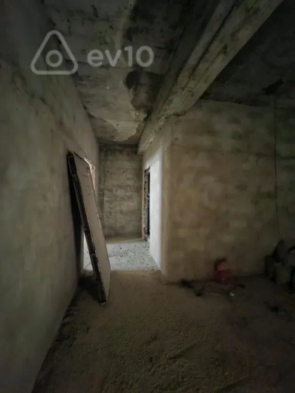 Satılır 2 otaqlı yeni tikili 92 m²