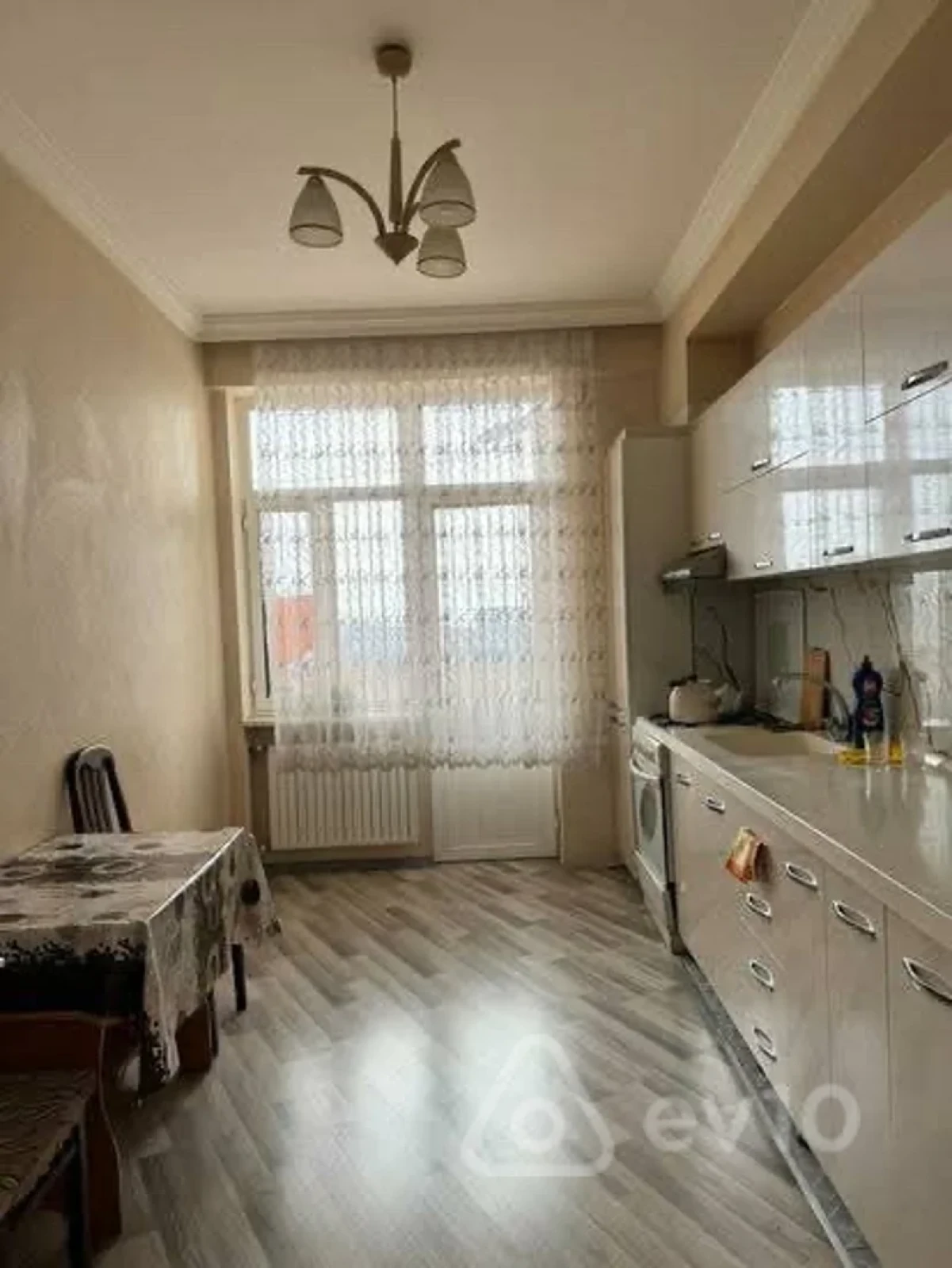 Kirayə verilir 3 otaqlı yeni tikili 110 m²