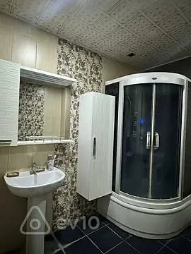 Kirayə verilir 3 otaqlı yeni tikili 110 m²