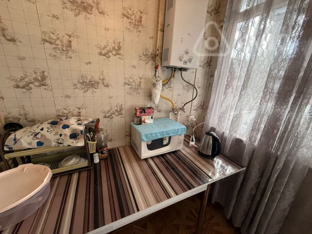 Kirayə verilir 2 otaqlı köhnə tikili 55 m²