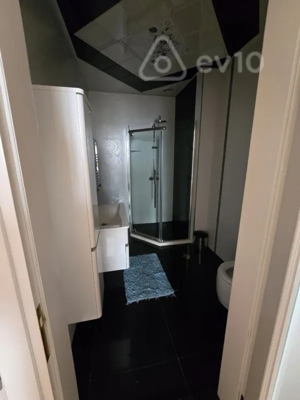 Kirayə verilir 4 otaqlı yeni tikili 180 m²
