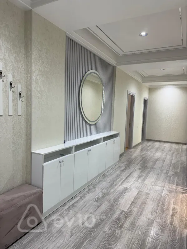 Kirayə verilir 3 otaqlı yeni tikili 180 m²