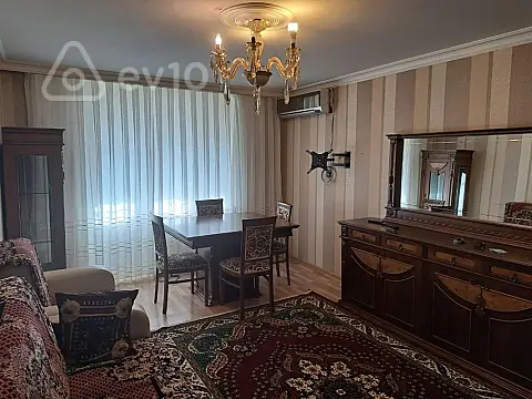 Satılır 3 otaqlı köhnə tikili 71 m² — Bakı, Nərimanov 3 otaq 71.00 m²
