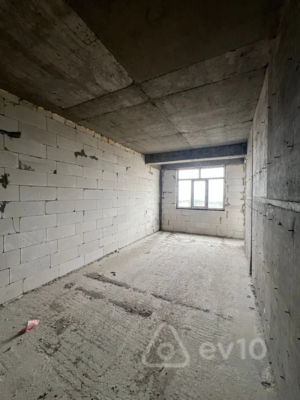 Satılır 2 otaqlı yeni tikili 88 m²