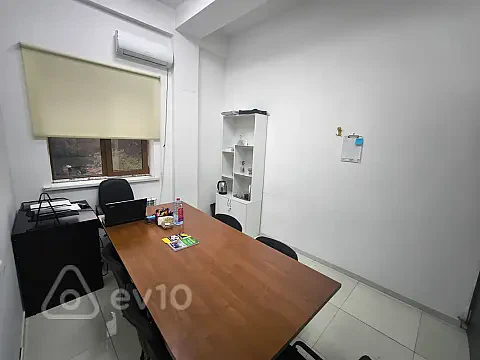Kirayə verilir 1 otaqlı ofis 13 m² — Bakı, Binəqədi 1 otaq 13.00 m²