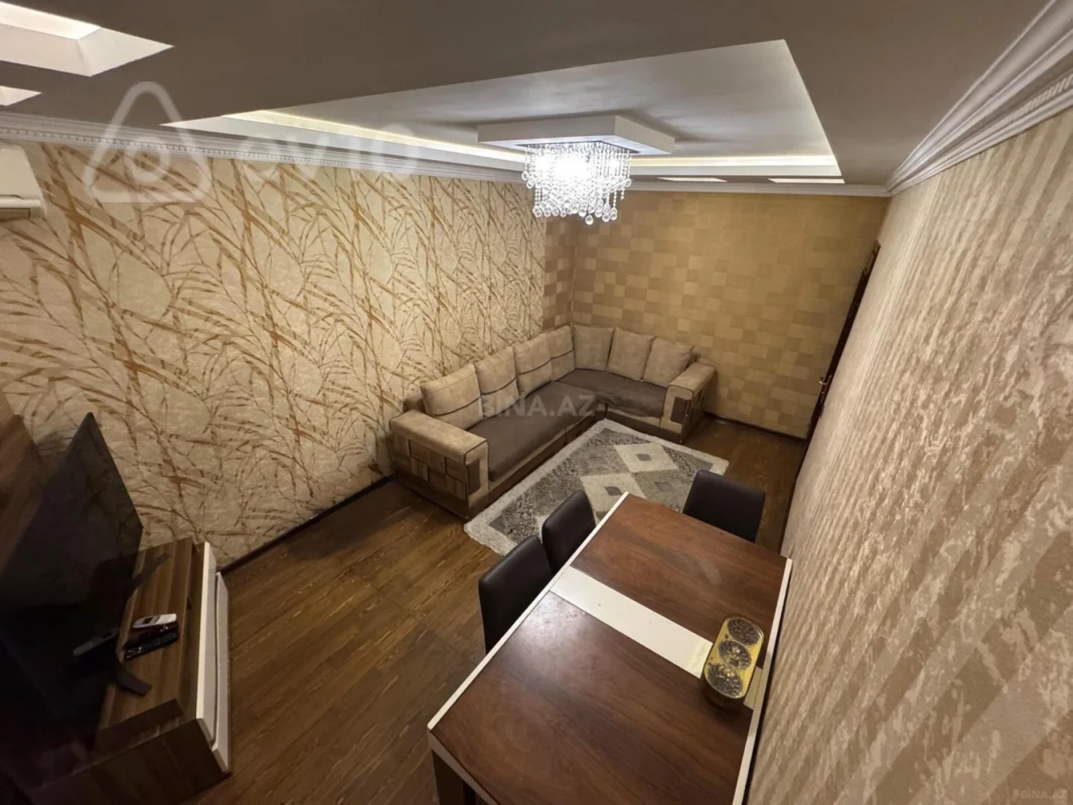 Satılır 3 otaqlı köhnə tikili 75 m²