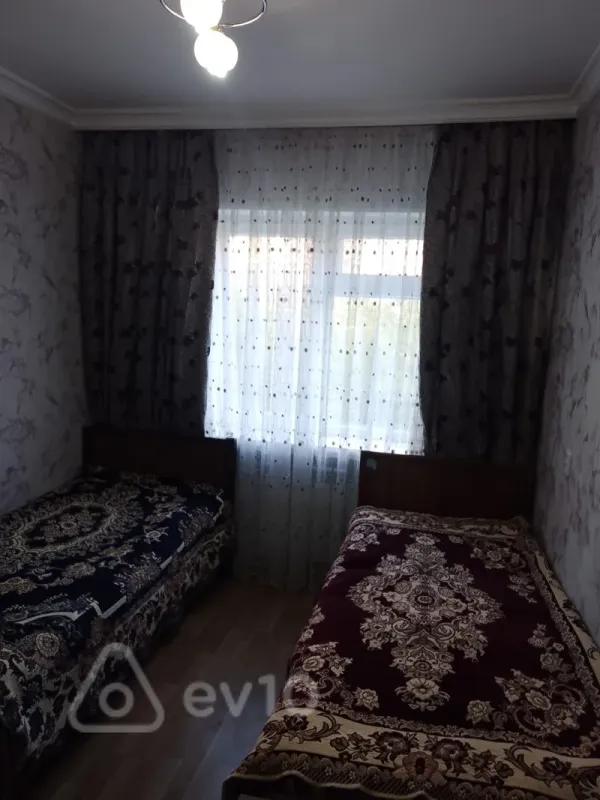 Kirayə verilir 3 otaqlı yeni tikili 67 m²