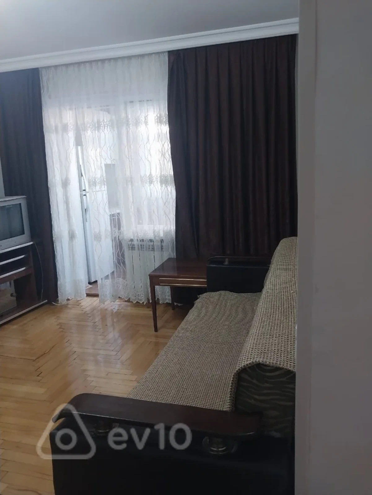 Kirayə verilir 3 otaqlı yeni tikili 67 m²