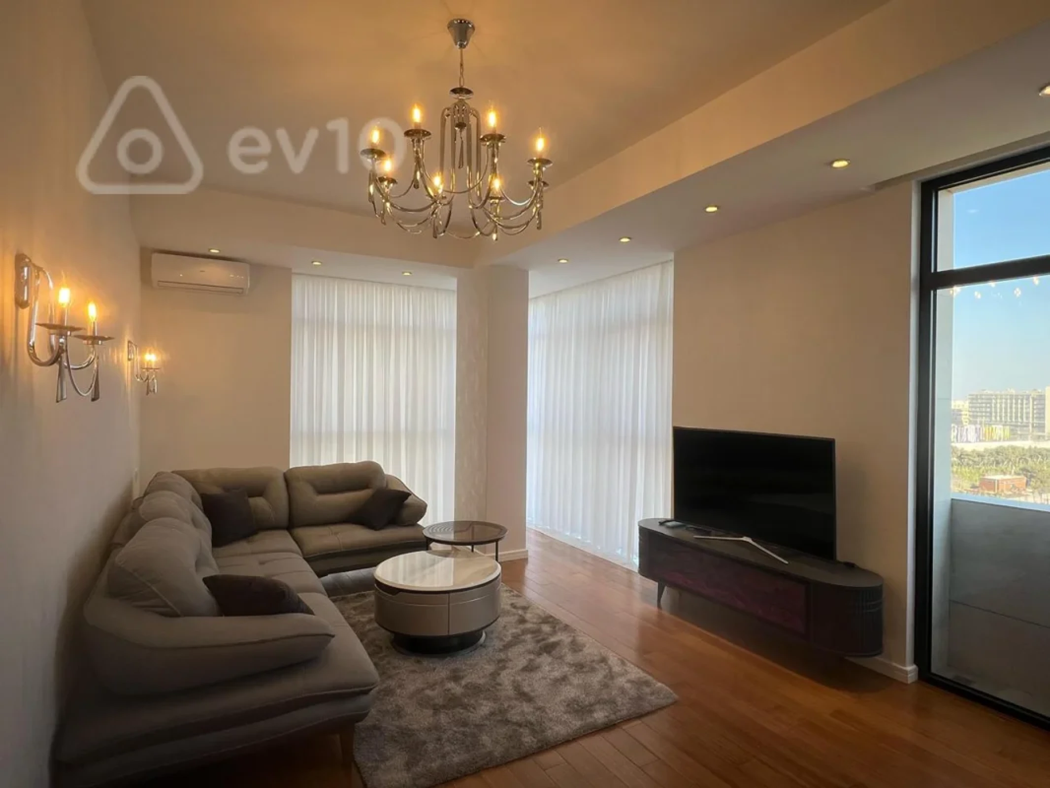 Kirayə verilir 2 otaqlı yeni tikili 75 m²