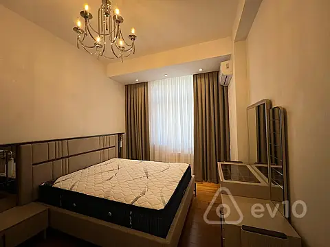 Kirayə verilir 2 otaqlı yeni tikili 75 m²