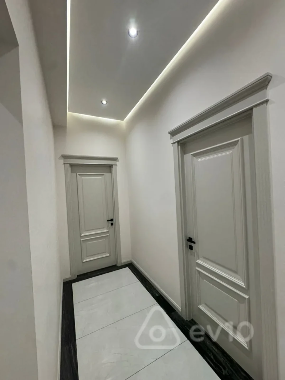Kirayə verilir 3 otaqlı yeni tikili 130 m²