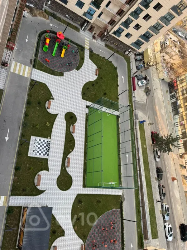 Kirayə verilir 3 otaqlı yeni tikili 130 m²