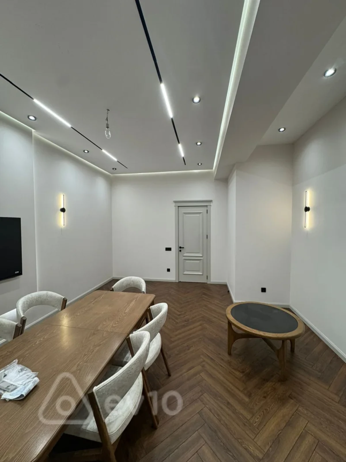 Kirayə verilir 3 otaqlı yeni tikili 130 m²