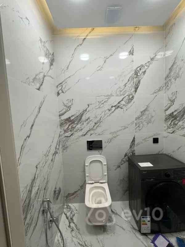 Kirayə verilir 3 otaqlı yeni tikili 130 m²