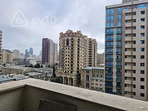 Satılır 2 otaqlı yeni tikili 66 m²