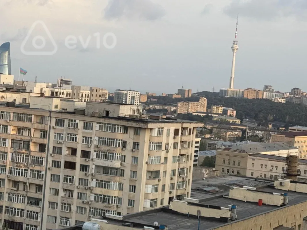 Satılır 4 otaqlı yeni tikili 156 m²