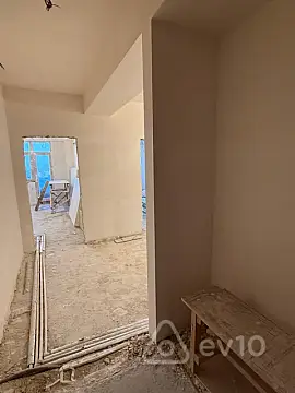 Satılır 4 otaqlı yeni tikili 156 m²