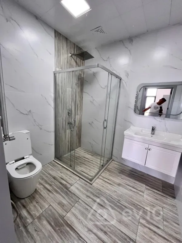 Satılır 5 otaqlı həyət evi 320 m²