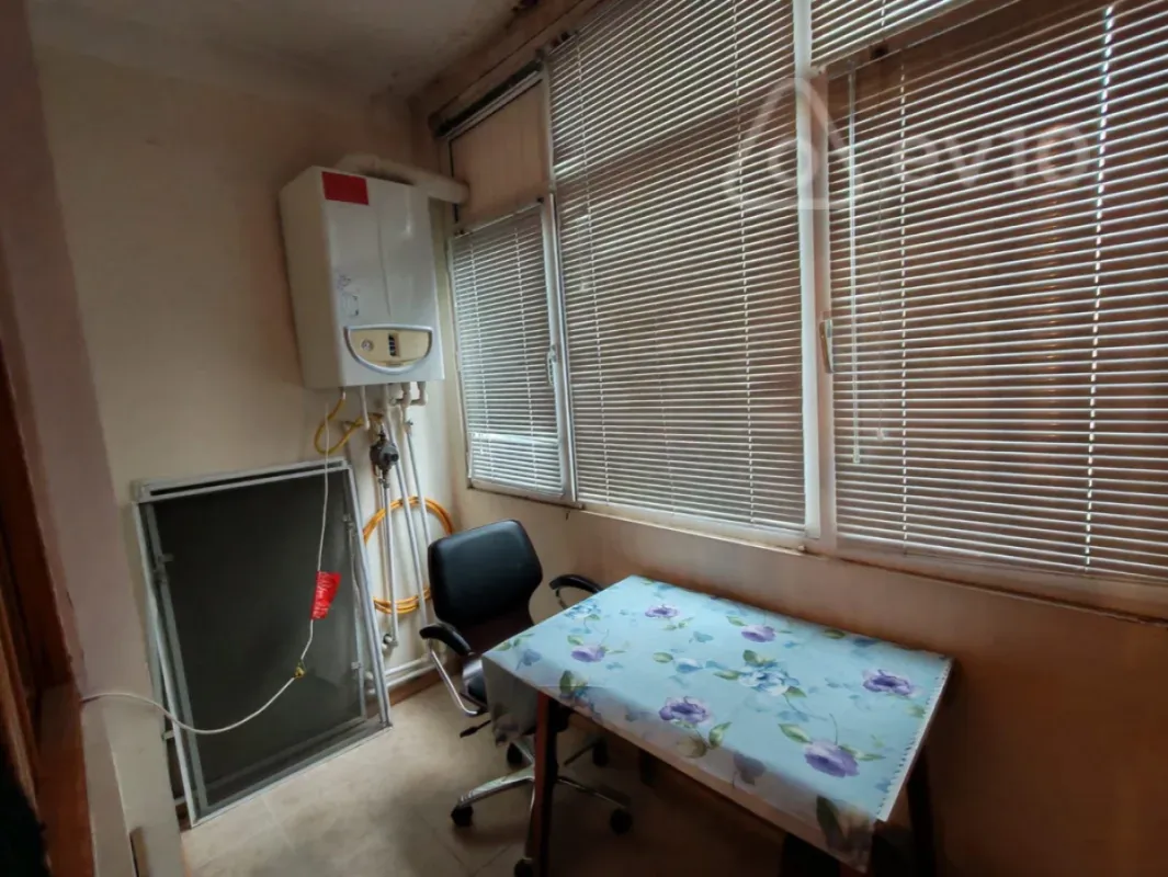 Kirayə verilir 5 otaqlı köhnə tikili 120 m²