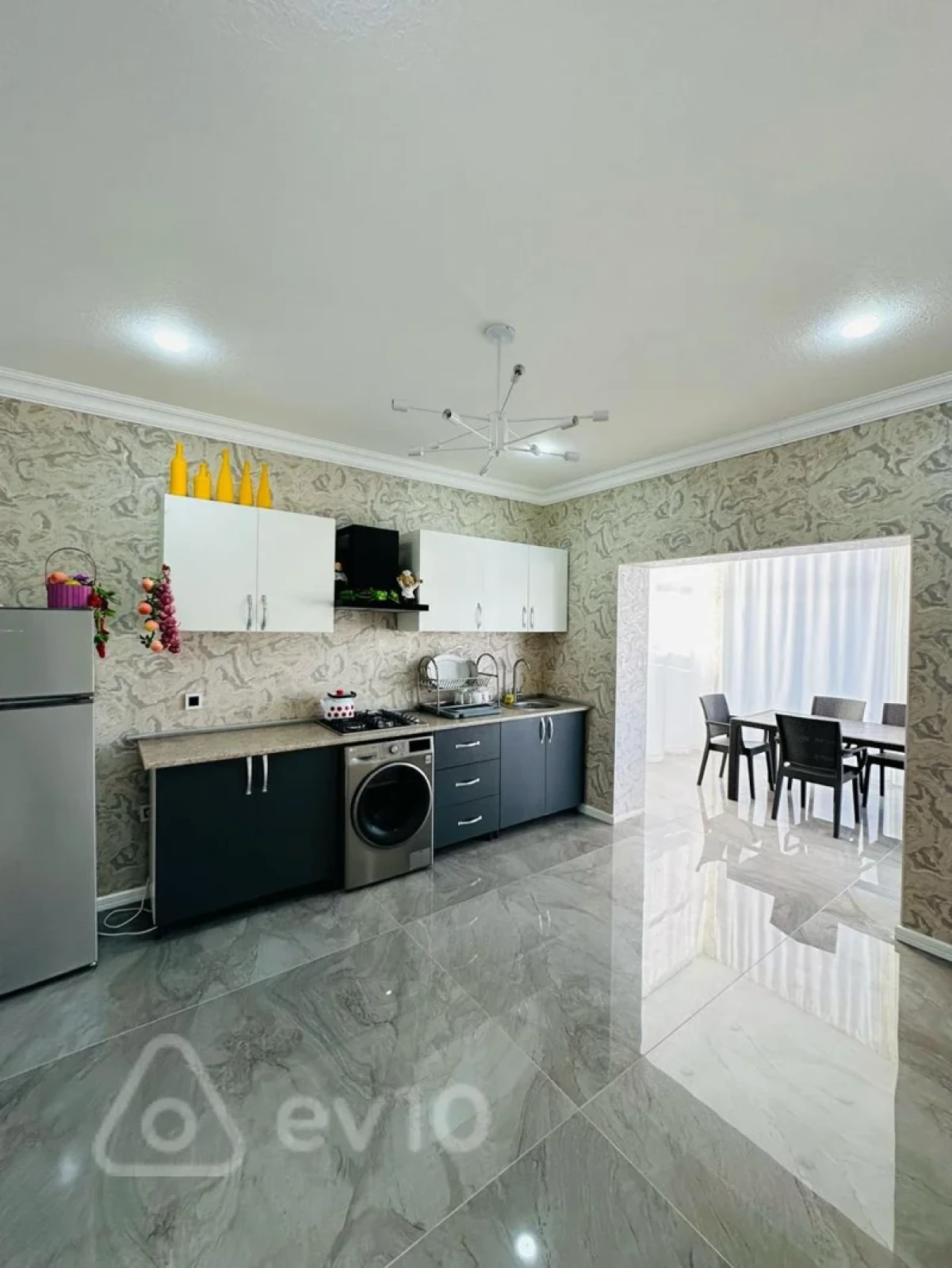 Satılır 4 otaqlı həyət evi 140 m²
