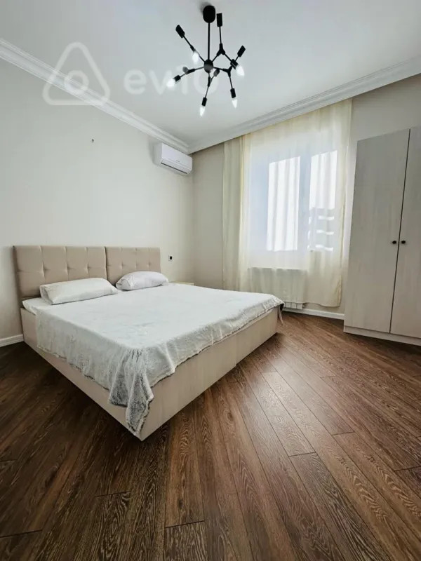Satılır 4 otaqlı həyət evi 140 m²