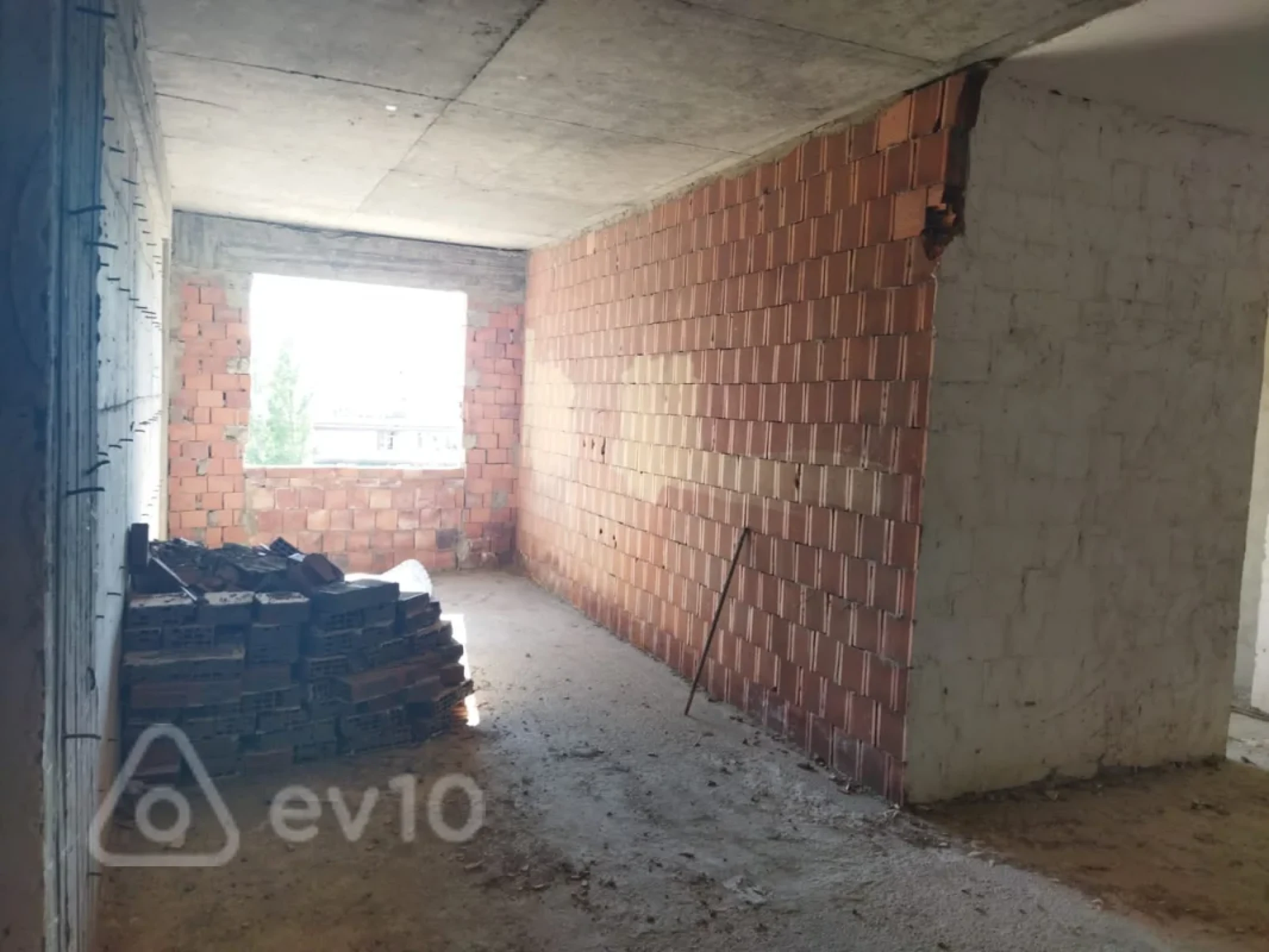 Satılır 3 otaqlı yeni tikili 128 m²