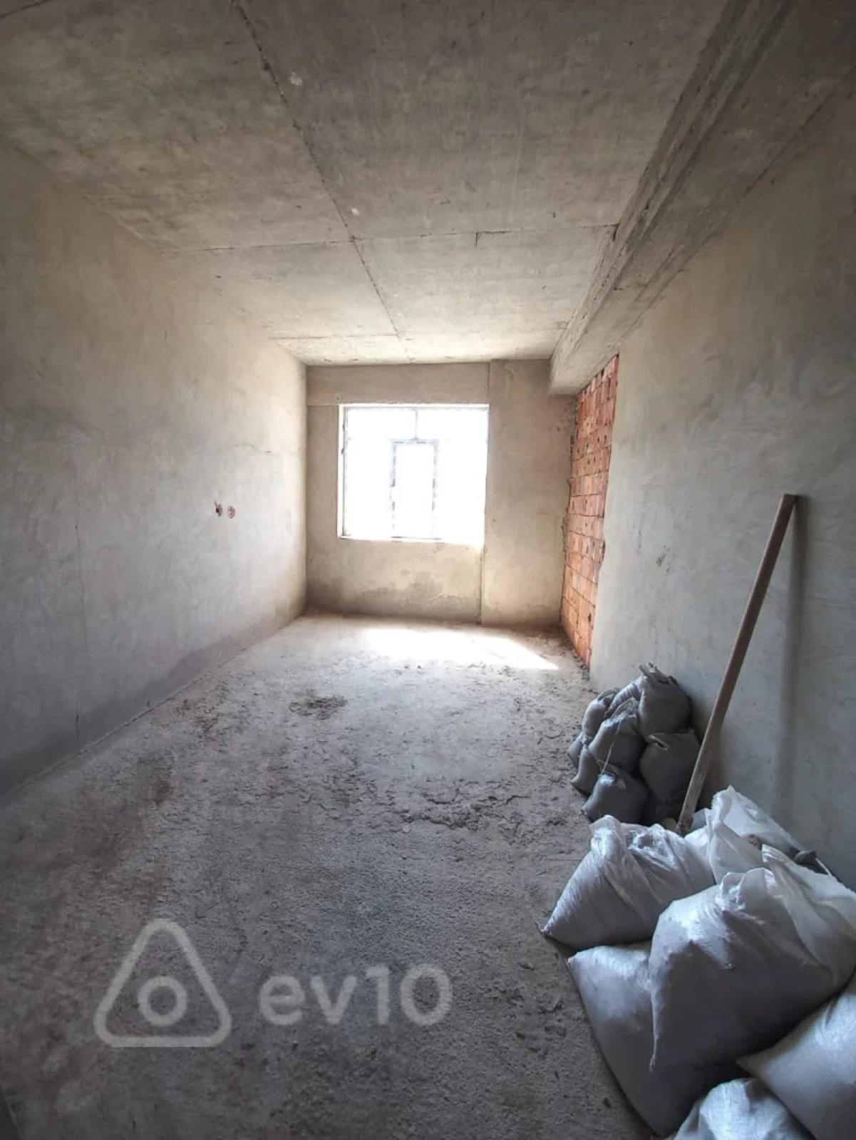 Satılır 3 otaqlı yeni tikili 128 m²