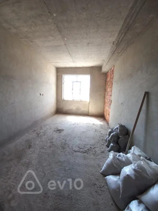 Satılır 3 otaqlı yeni tikili 128 m²