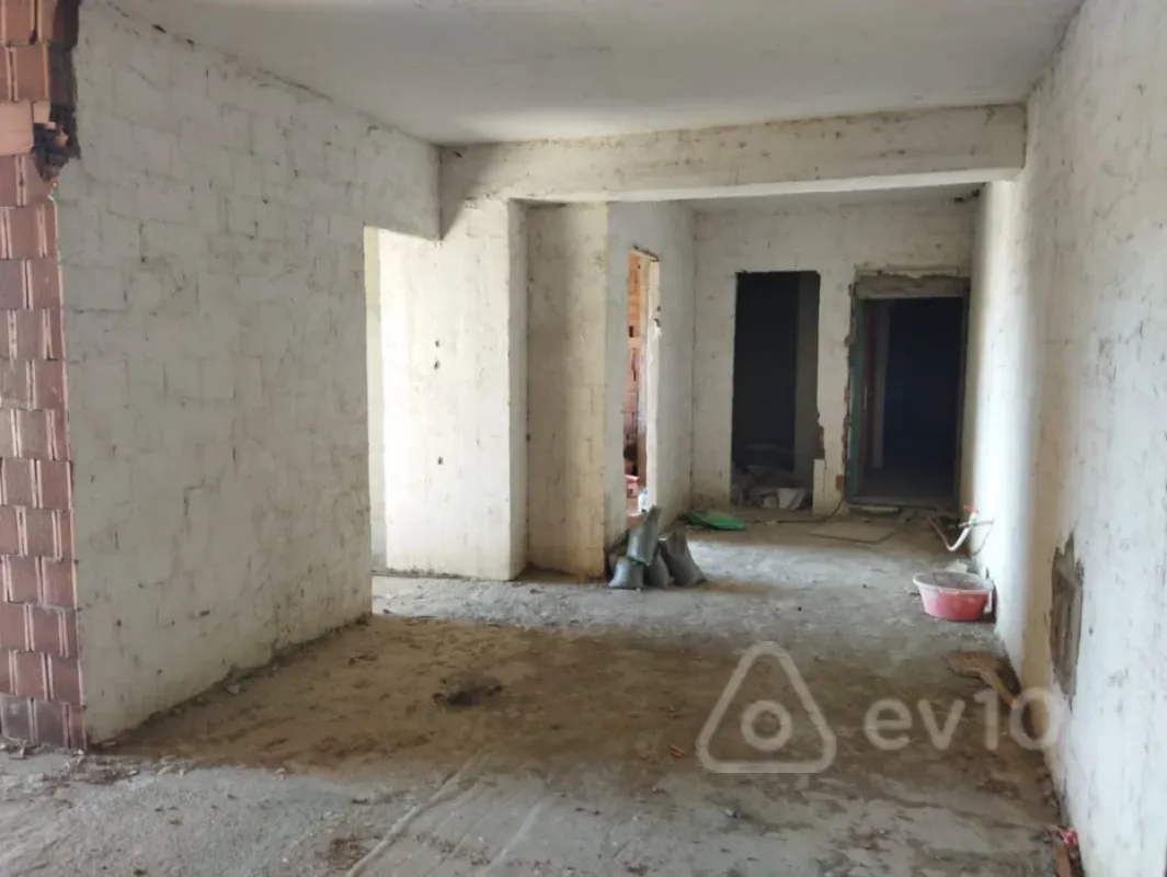 Satılır 3 otaqlı yeni tikili 128 m²