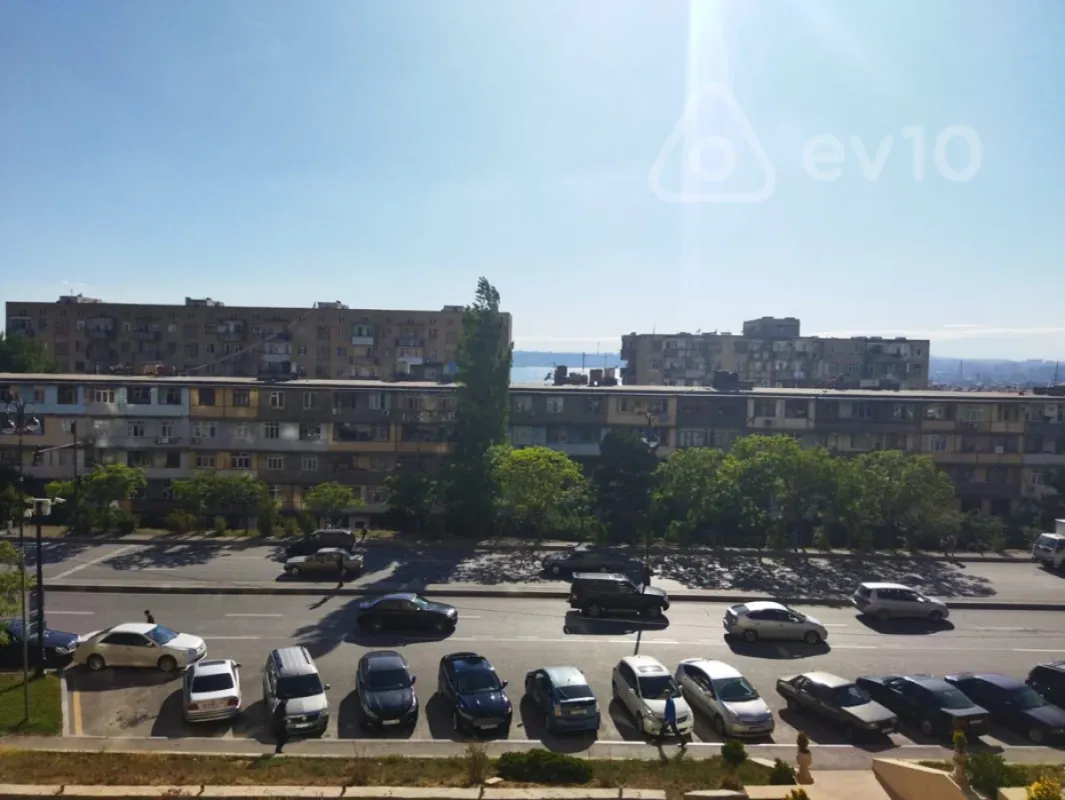 Satılır 3 otaqlı yeni tikili 128 m²