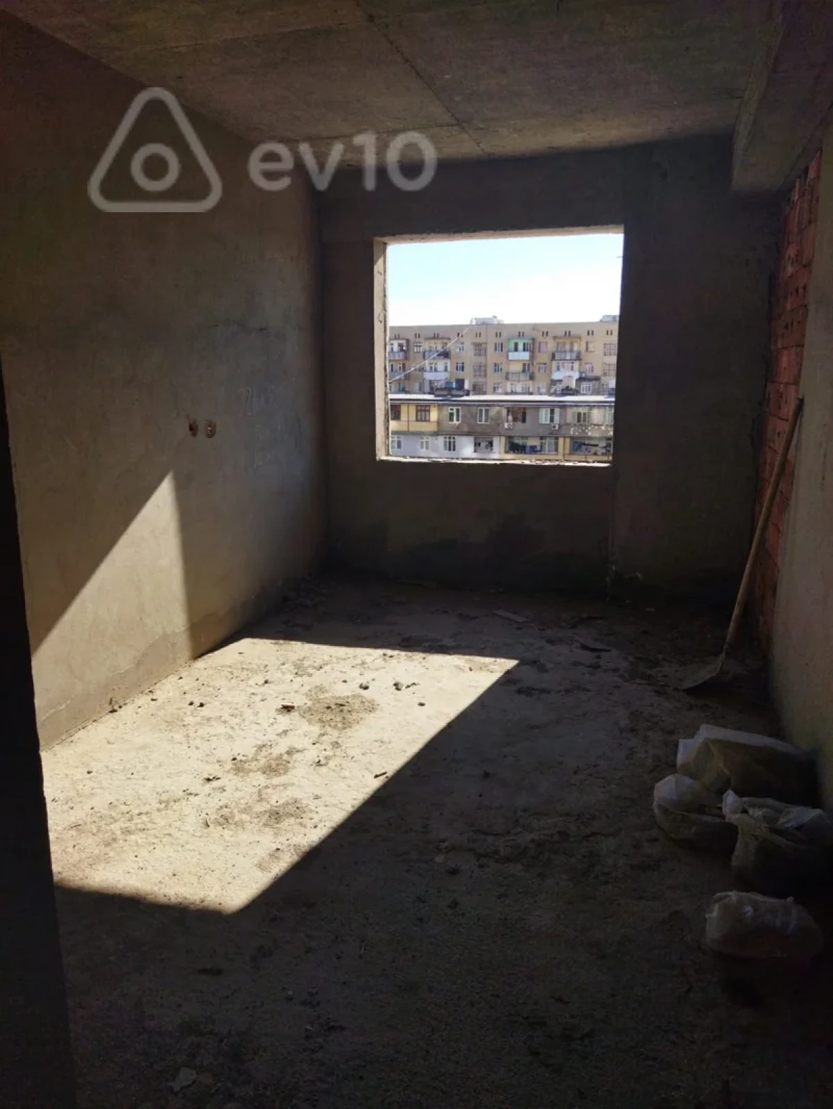 Satılır 3 otaqlı yeni tikili 128 m²