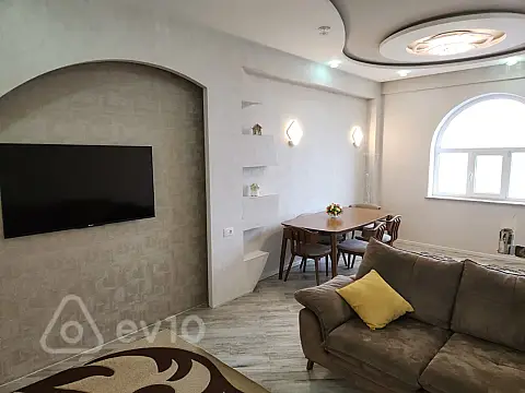 Satılır 3 otaqlı yeni tikili 125.5 m²