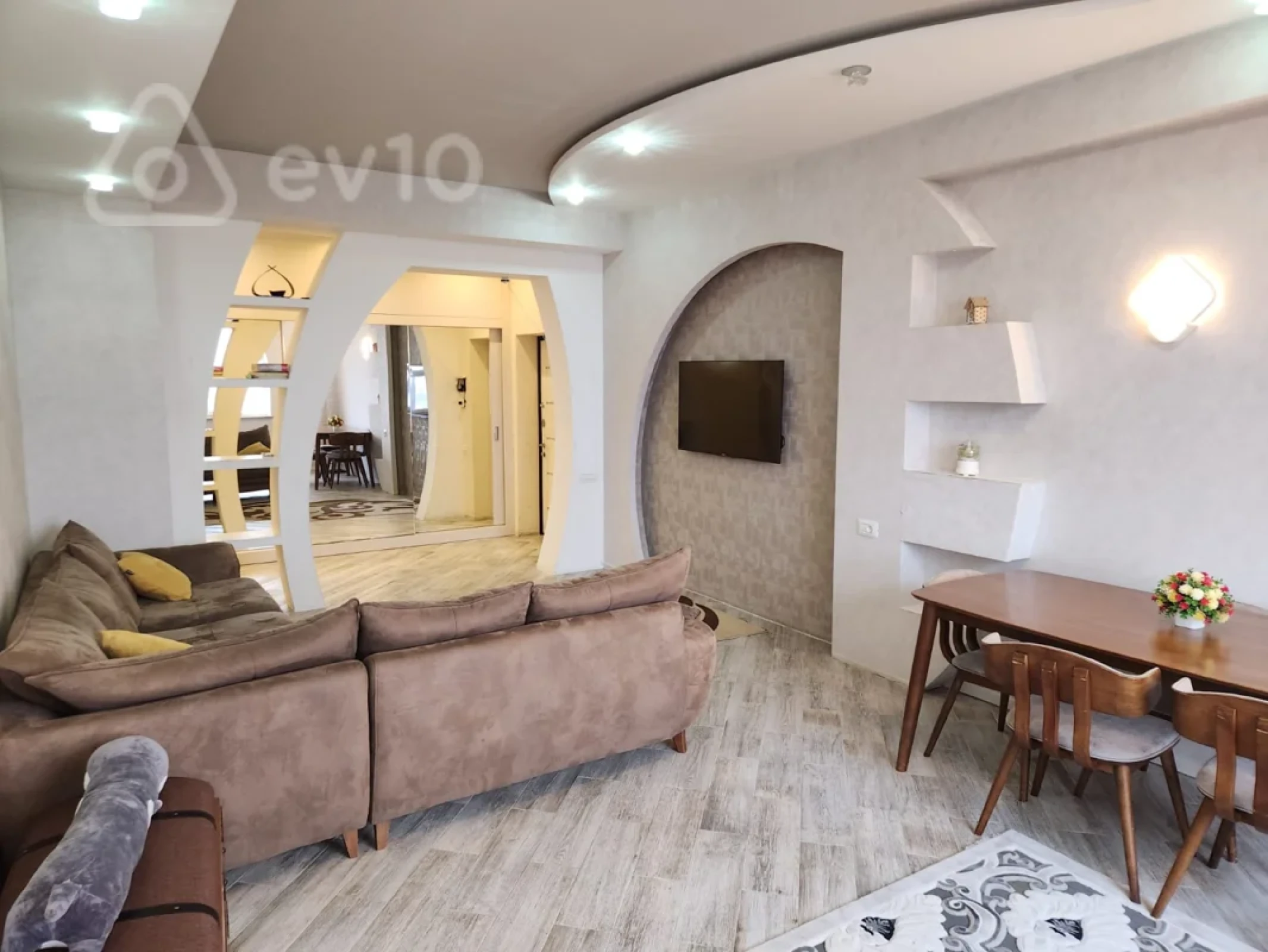 Satılır 3 otaqlı yeni tikili 125.5 m²