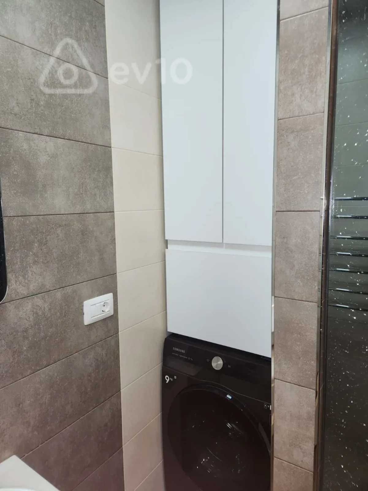 Satılır 3 otaqlı yeni tikili 125.5 m²
