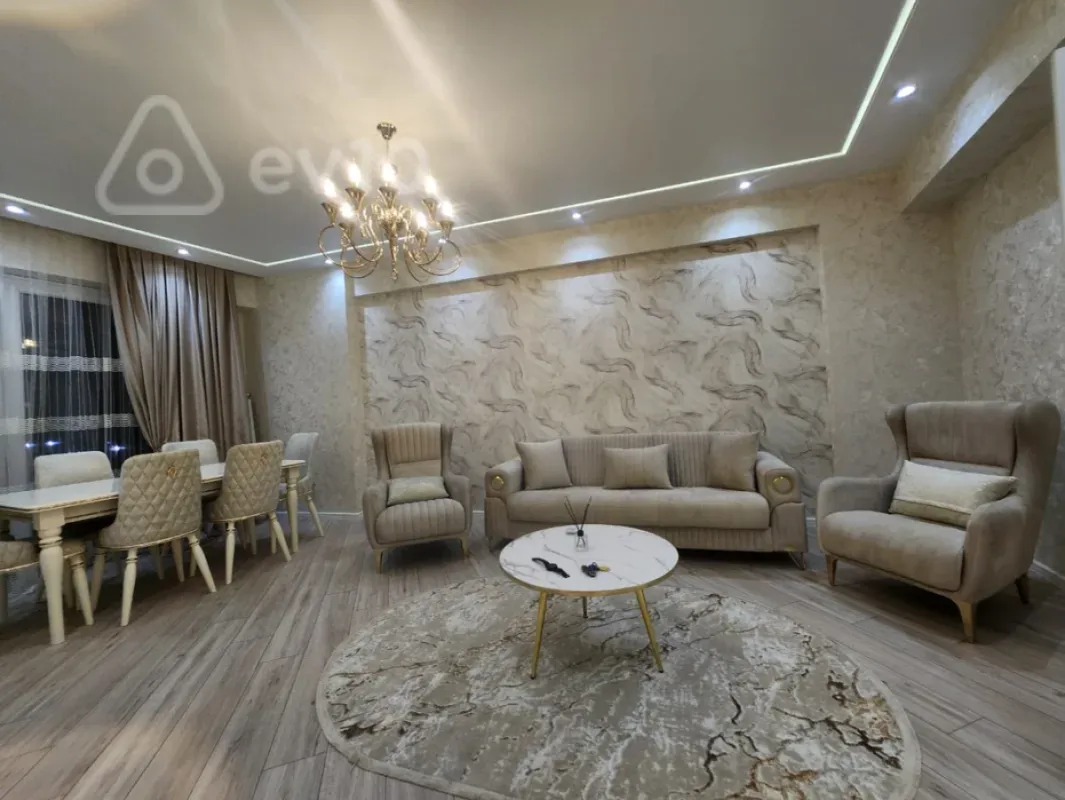 Satılır 3 otaqlı yeni tikili 98 m²