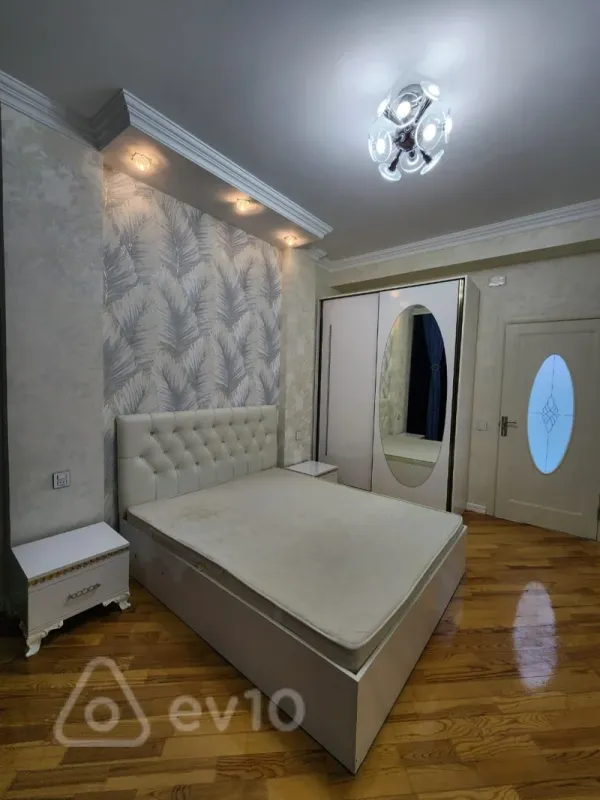 Satılır 2 otaqlı yeni tikili 64 m²